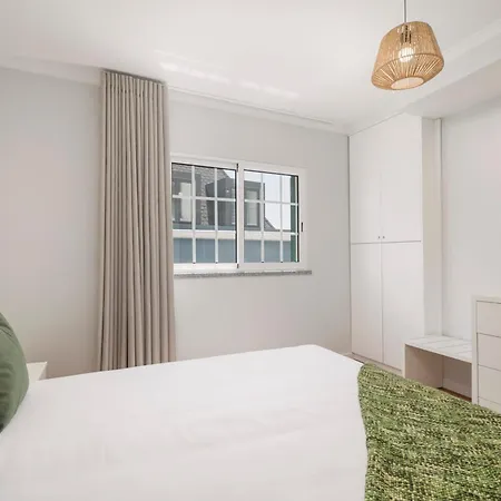 Apartman Ii By An Island *