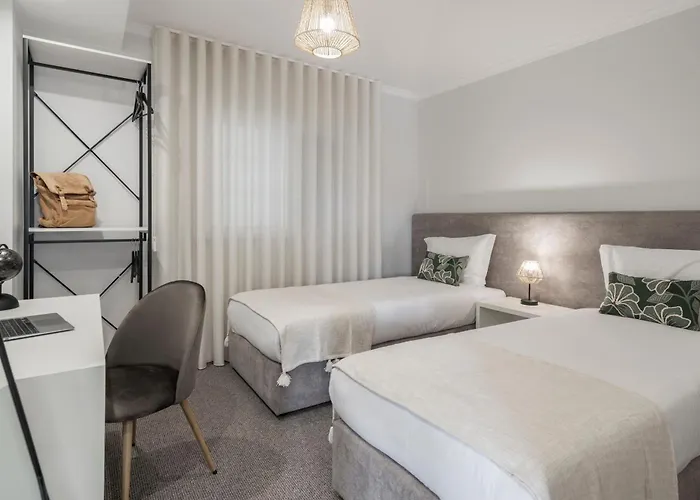 Ii By An Island * Santa Cruz (Madeira)